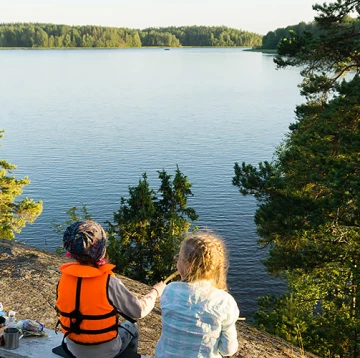 Как интересно отдохнуть с детьми в ЛЕНИНГРАДСКОЙ ОБЛАСТИ?